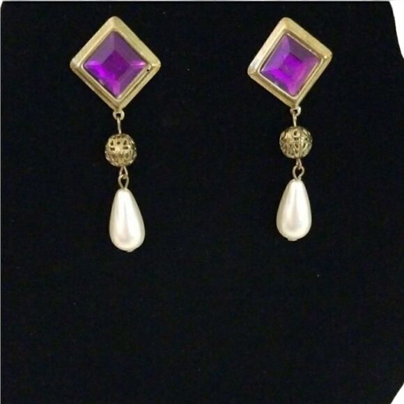 5/$25 Vintage Amethyst fillagree pearl dangle earrings - Picture 1 of 3